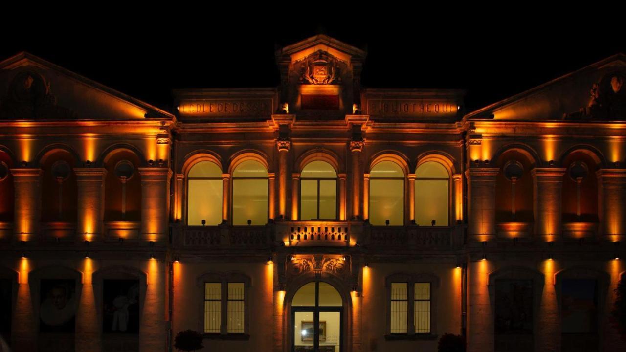 Tout Confort ! Calme, Climatisation, Vue Degagee, Ville ,Parking Gratuit, Ascenseur, Wifi Carcassonne Bagian luar foto